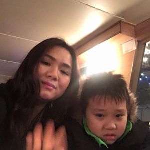 Meet your Posher, Khue